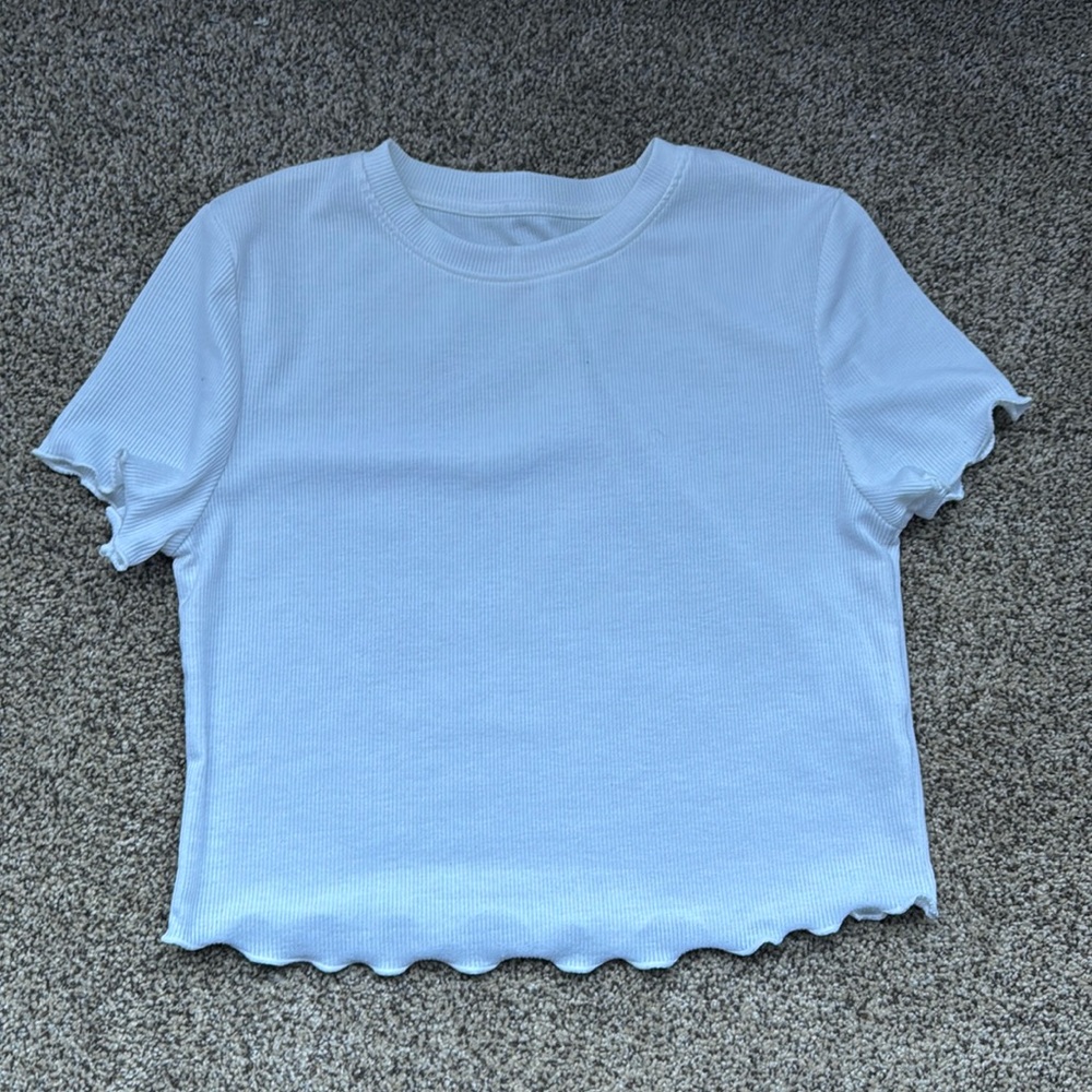 White Charlotte Russe Ruffled Crop Trop M